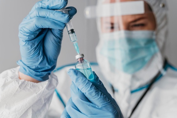 В Белгородской области ввели обязательную вакцинацию для некоторых групп населения