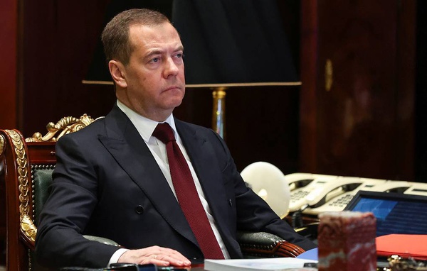 Медведев сравнил нынешние санкции Запада против России с методами инквизиции